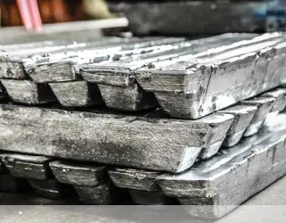 Чушка свинцовая 